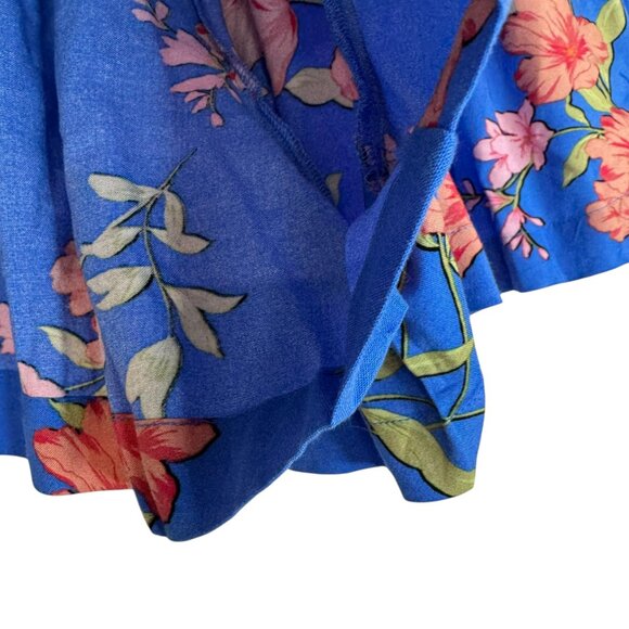 Jessica Simpson Floral Skort. Summer Shorts, Size: XS - Picture 3 of 6